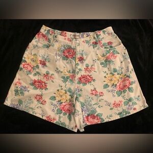 Vintage Floral Print Shorts